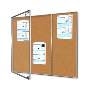 Gablota ogłoszeniowa z tablicą GTA