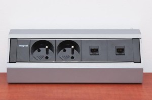 Magnat-Stick H 3x230V + 1RJ45 cat5e