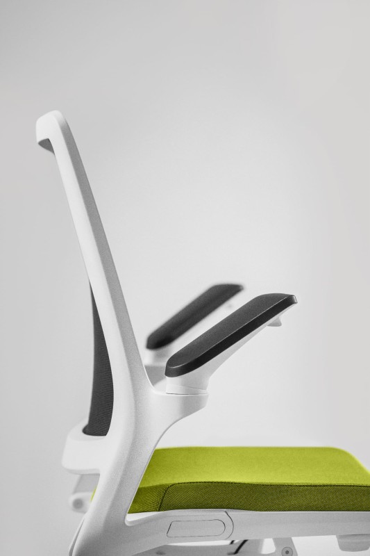 Krzesło obrotowe SMART NET-mechanizm-podłokietników.jpg