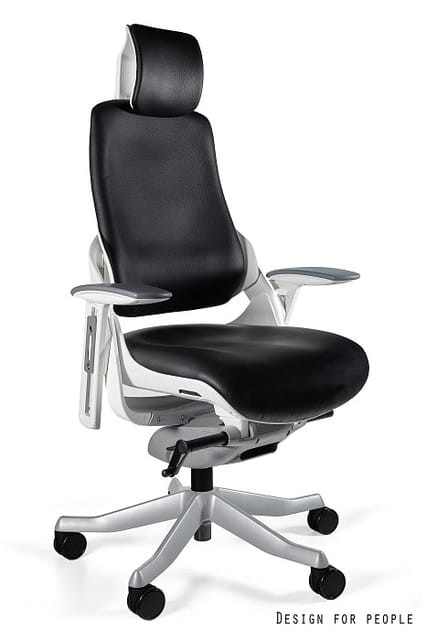 Fotel Wau full leather biały plastik.jpg
