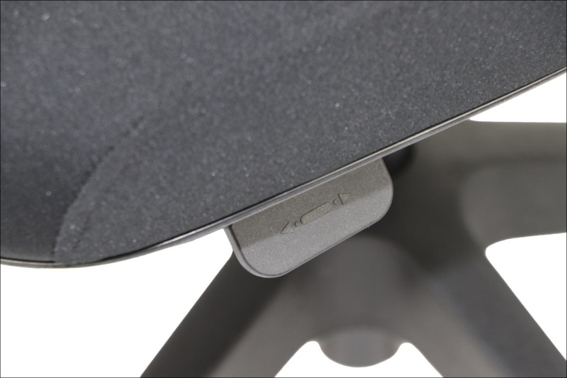 Larck-detail6.JPG