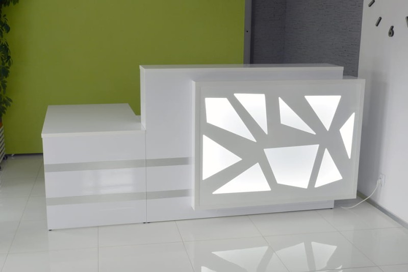 Lada Recepcyjna Lo216-2.jpg