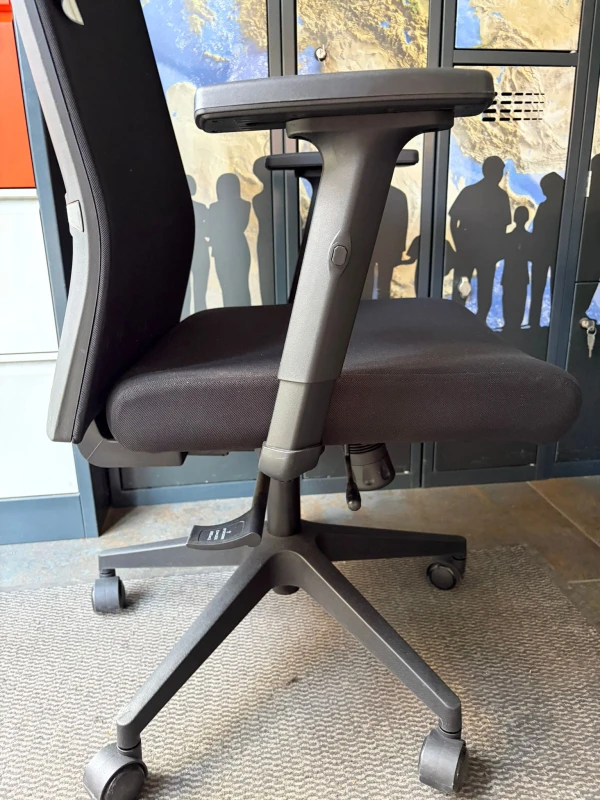 ergo-light-outlet4.jpeg