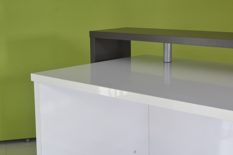 Lada Recepcyjna Lo209-4