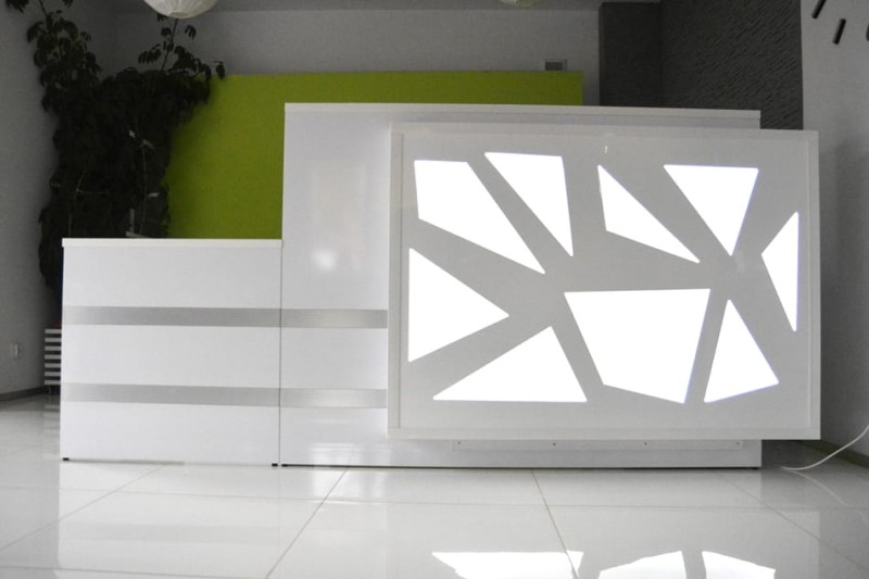 Lada Recepcyjna Lo216-3.jpg