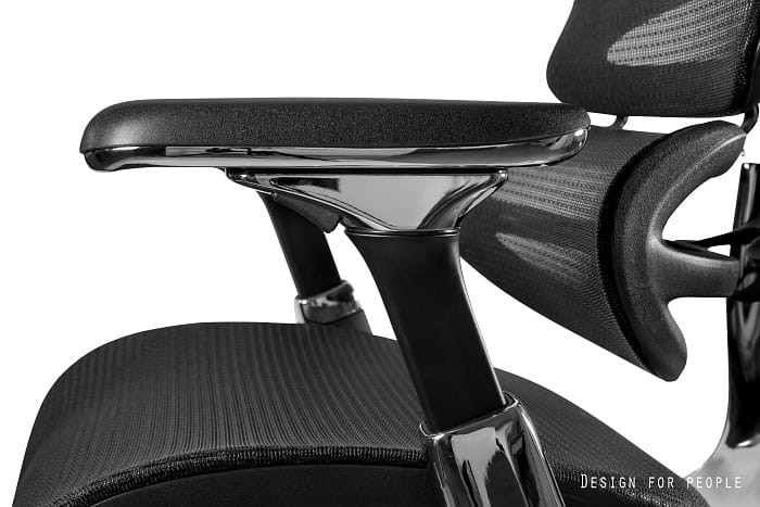 Fotel ERGOTHRONE-armrest.jpg
