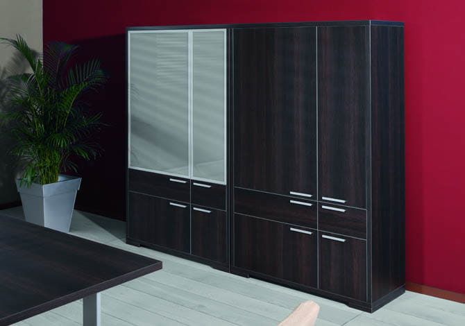 Biuro zorganizowane – jaka szafa do biura będzie najlepsza?